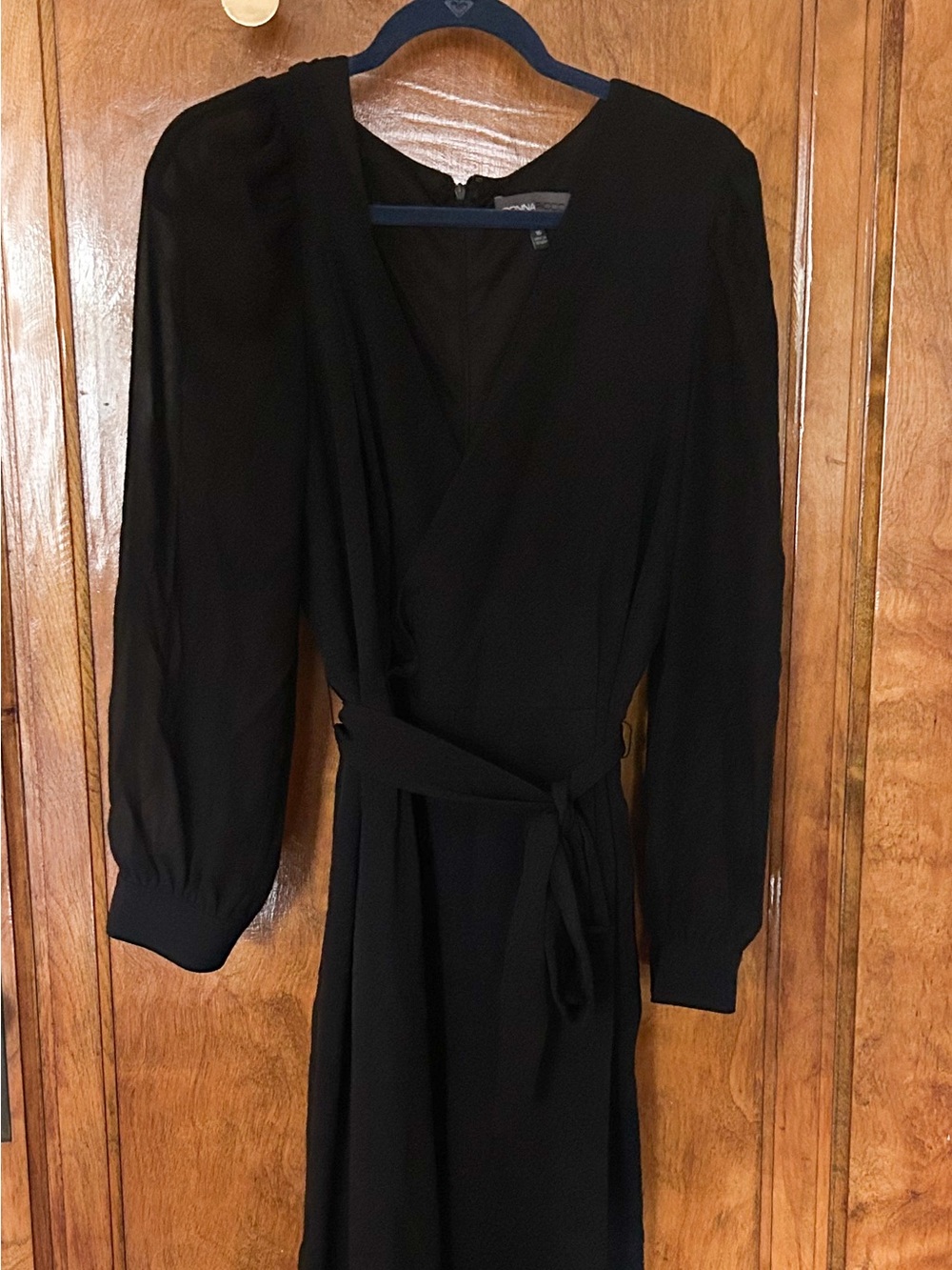 Donna Ricco Long Sleeve Jumpsuit